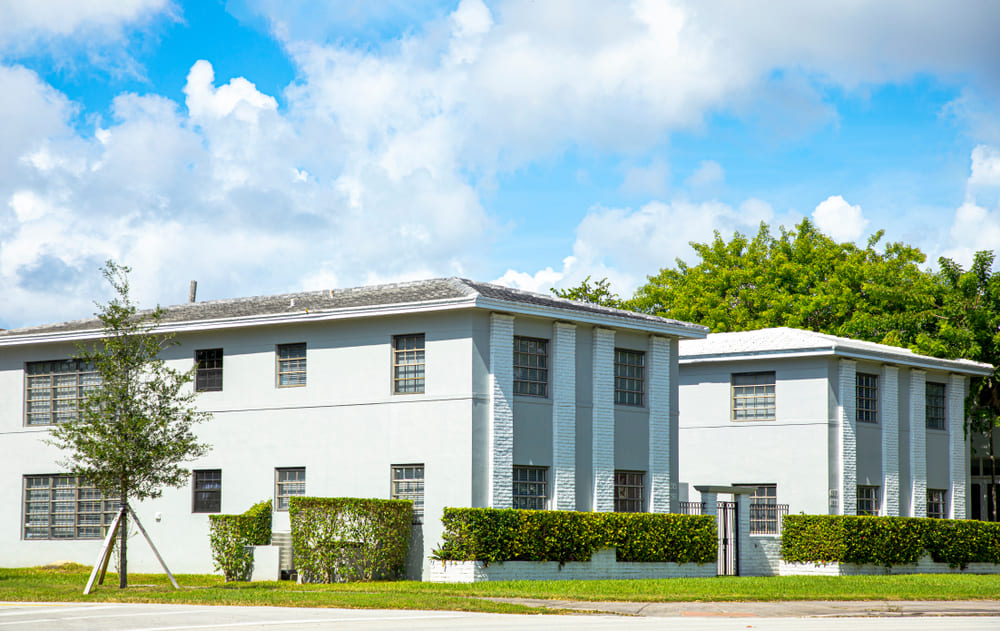 Condomínio pequeno também precisa de garantidora Descubra aqui